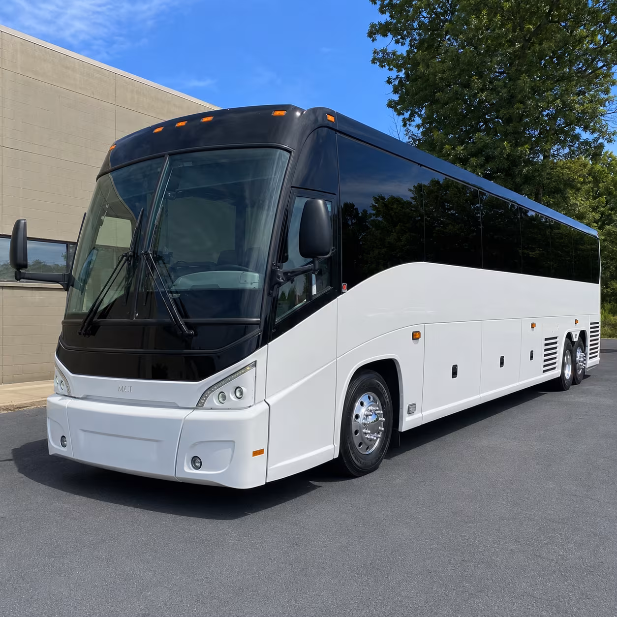 airport shuttle buses to bradley international tweed new haven and beyond