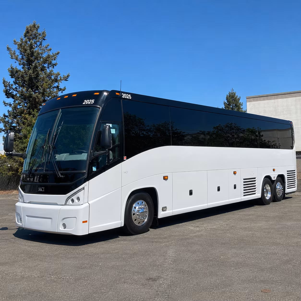 concert and event buses from hamden to toyota oakdale theatre and beyond