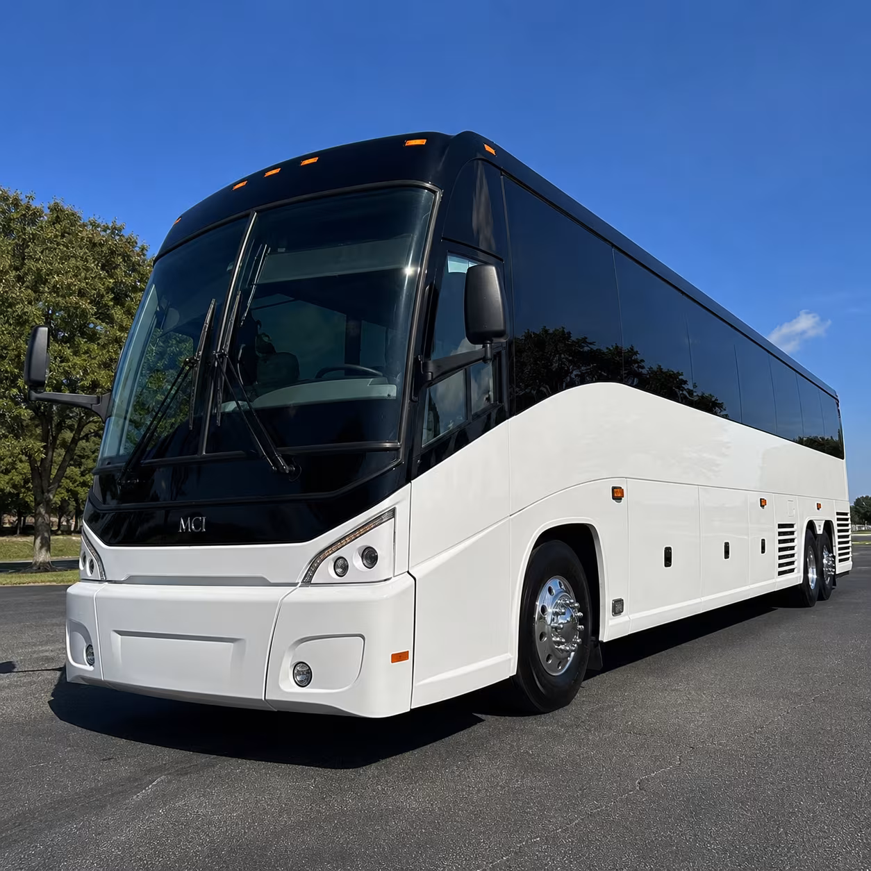 hamden groups love charter buses to quinnipiac university events